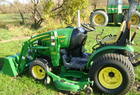 2006 John Deere 2320