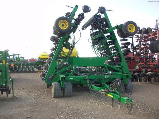 2000 John Deere 1860