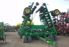 2000 John Deere 1860