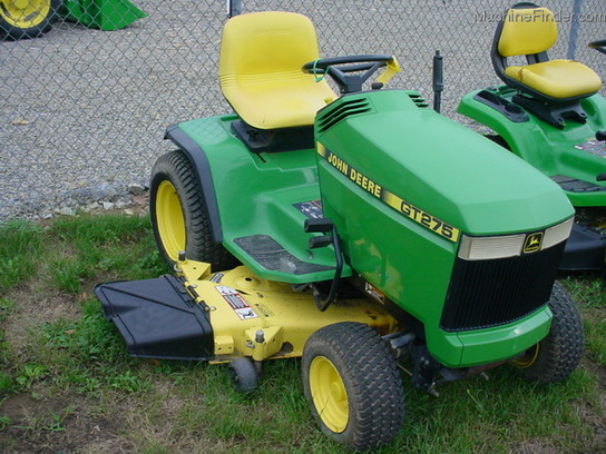 1996 John Deere GT275