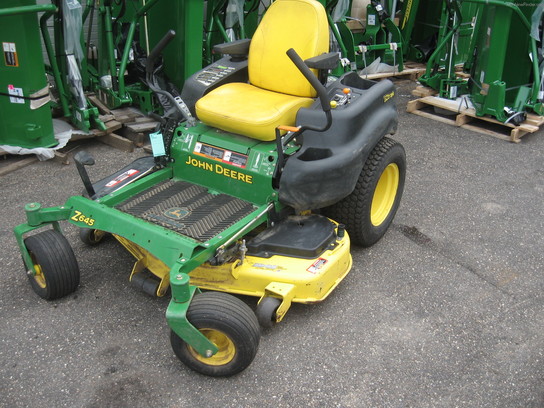  John Deere Z645