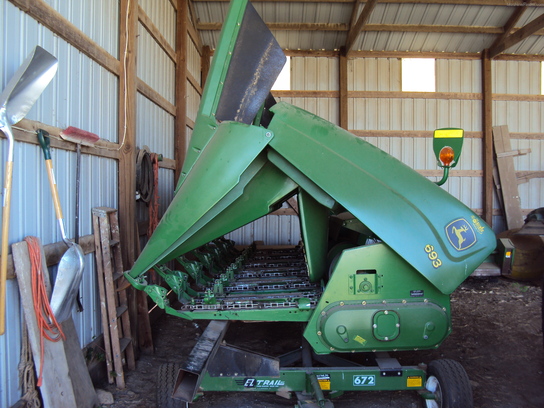 2005 John Deere 693