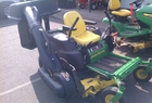  John Deere Z445