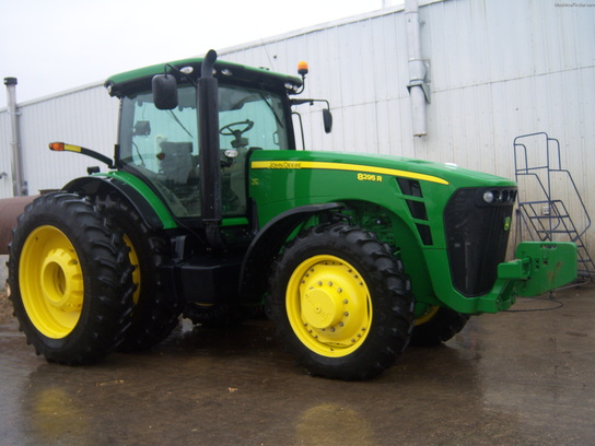 2010 John Deere 8295R
