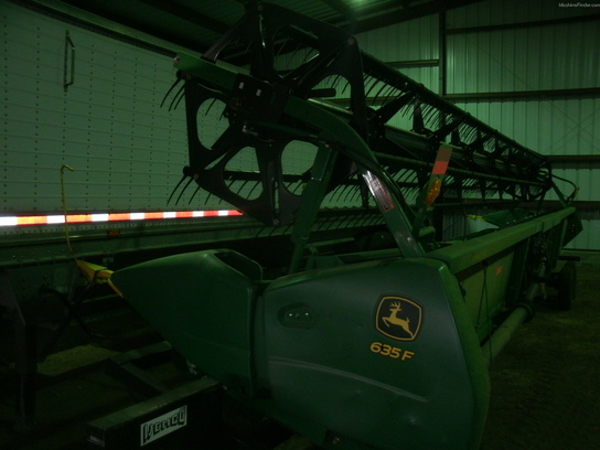2010 John Deere 635F
