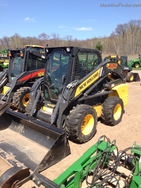 2011 New Holland L225 New