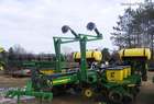 2001 John Deere 1770