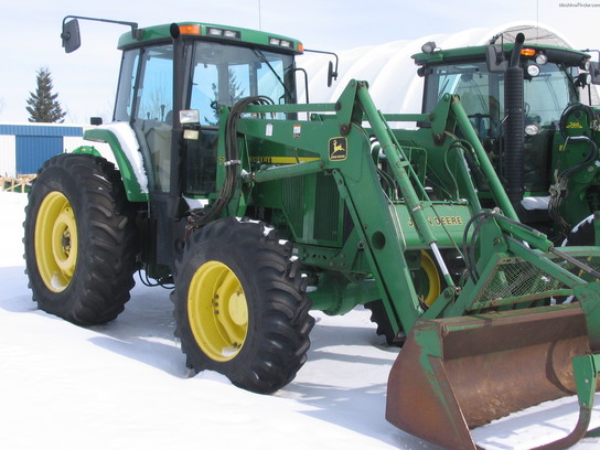 1999 John Deere 7710