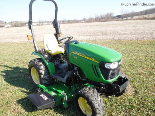 2008 John Deere 2320