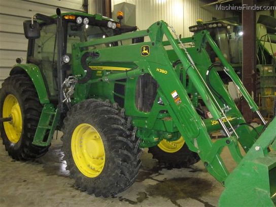 2012 John Deere 7330