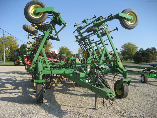 1999 John Deere 980