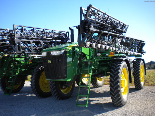 1012 John Deere 4940