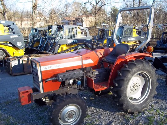  Massey - Ferguson 1020