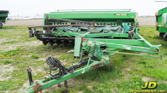 1993 John Deere 750