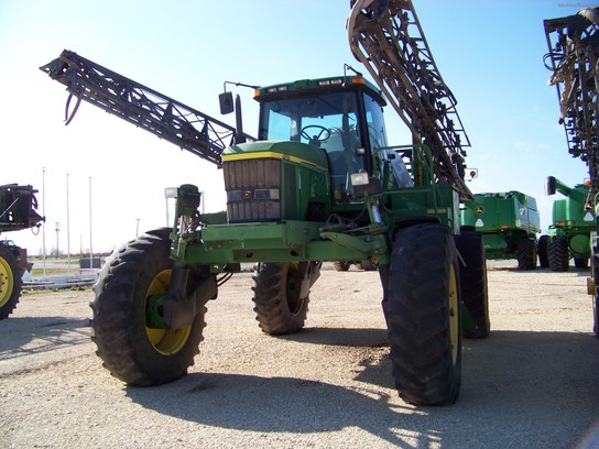 2001 John Deere 4710