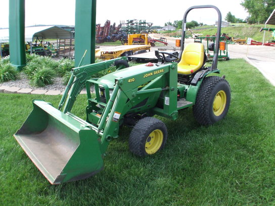 2001 John Deere 4100