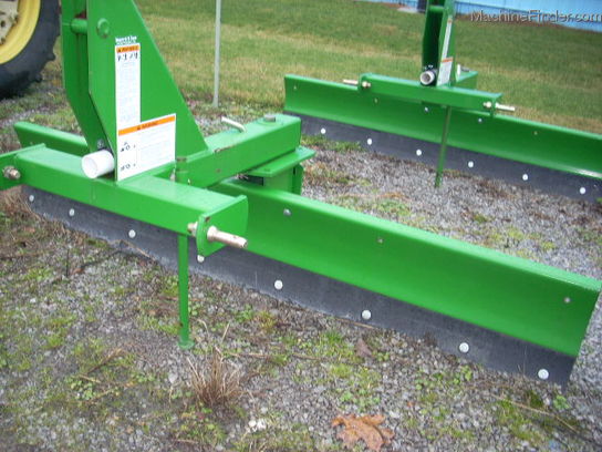 2009 Frontier RB2084