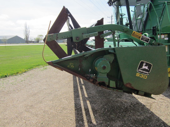  John Deere 930