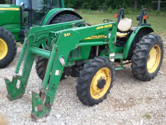 2000 John Deere 5310