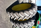 2011 John Deere 7200R