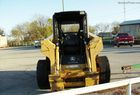 2005 John Deere 325