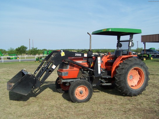 2001 Kubota M5700