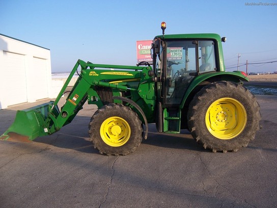 2007 John Deere 6330