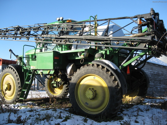 2004 John Deere 4710