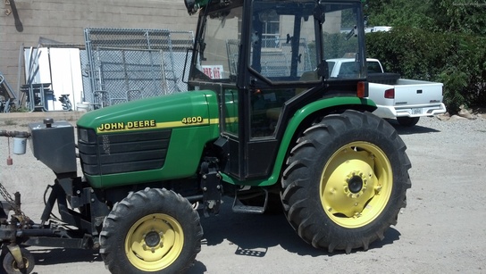 1999 John Deere 4600