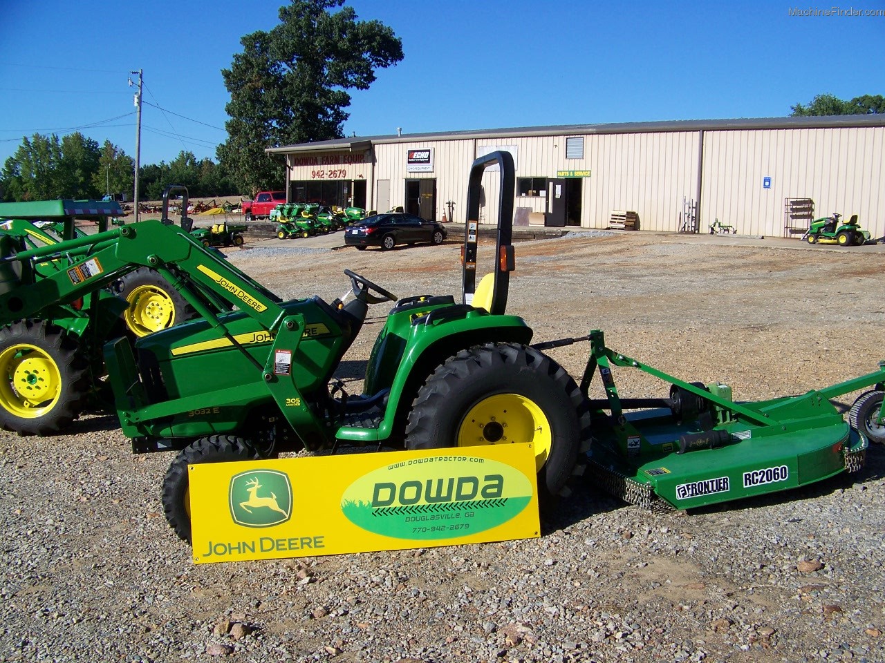 2011 John Deere 3032E Tractors Utility (40100hp) John Deere