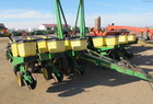 1989 John Deere 7200