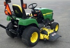 2009 John Deere 2305