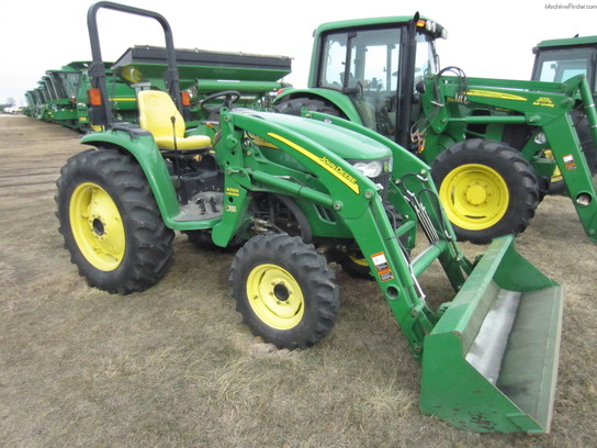 2004 John Deere 4320