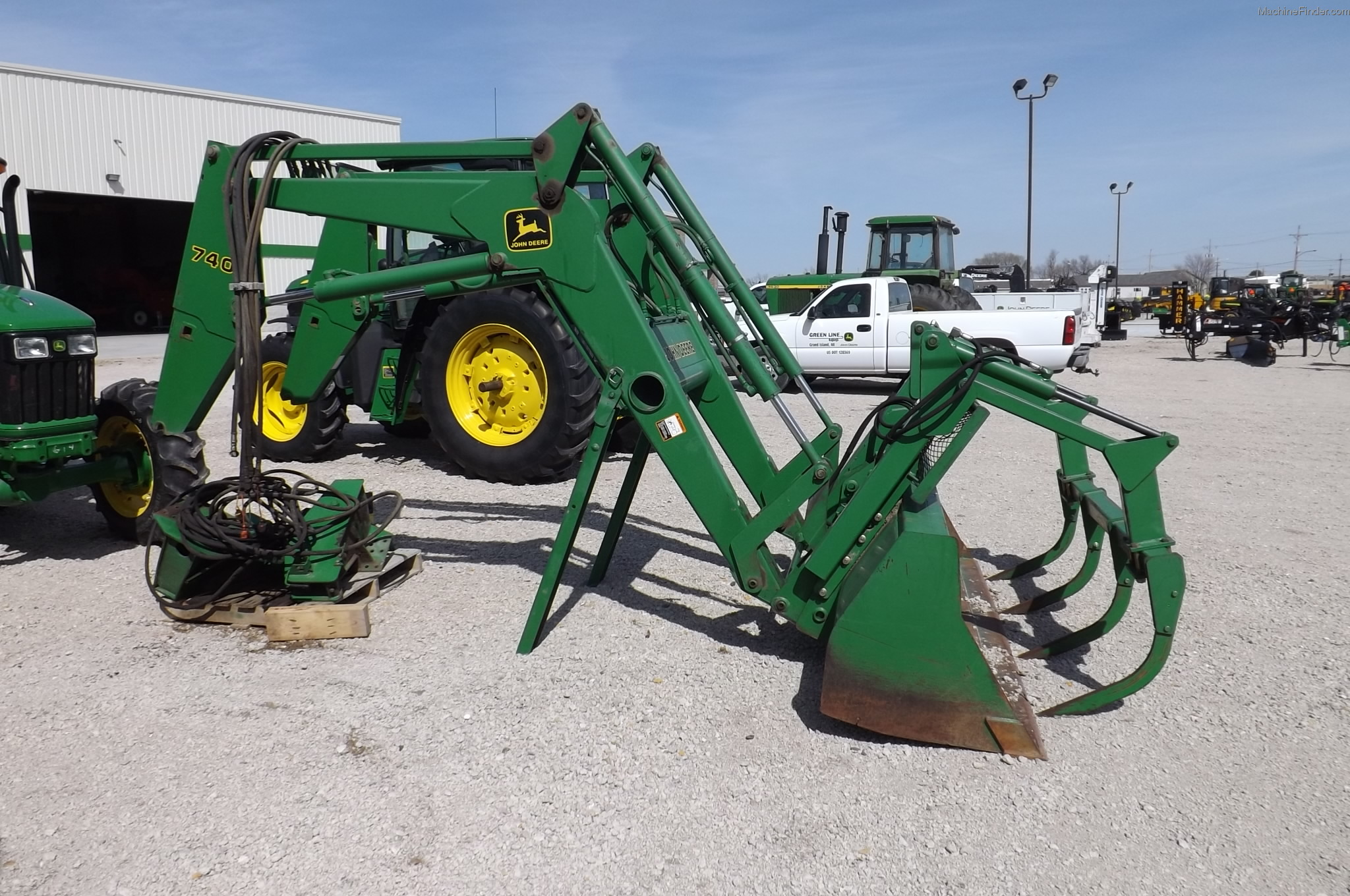 1998 John Deere 740 LOADER W/GRAPPLE FORK Tractor Loaders John Deere