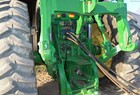 2011 John Deere 8260R