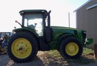 2011 John Deere 8260R