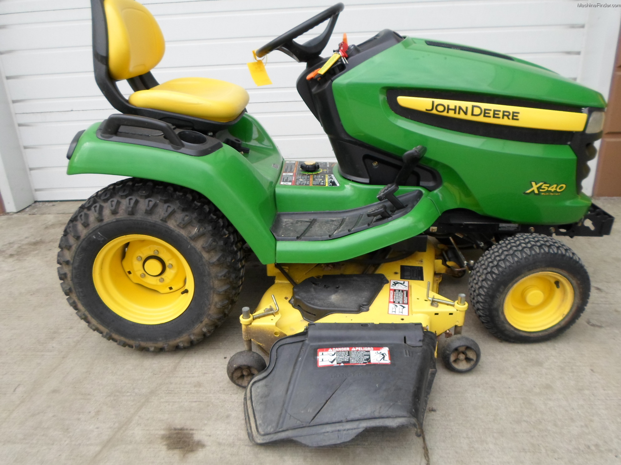 2006 John Deere X540 Lawn & Garden and Commercial Mowing John Deere