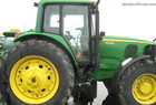 2004 John Deere 7320