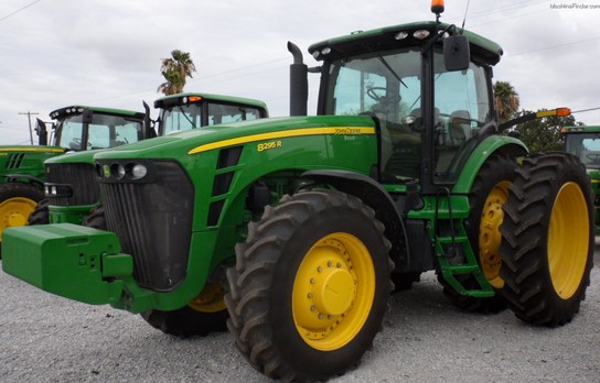 2010 John Deere 8295R