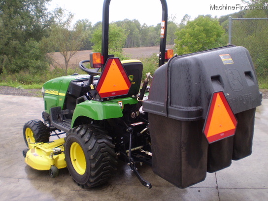 2008 John Deere 2305