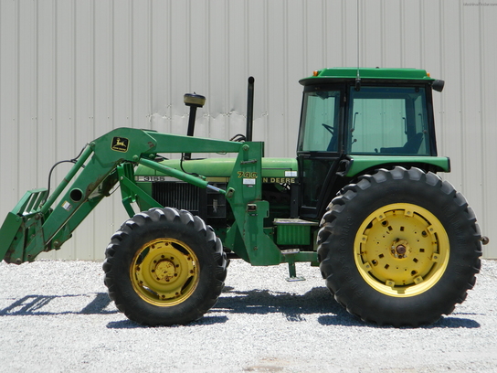 1998 John Deere 3155