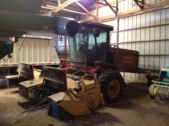 2000 New Holland HW340
