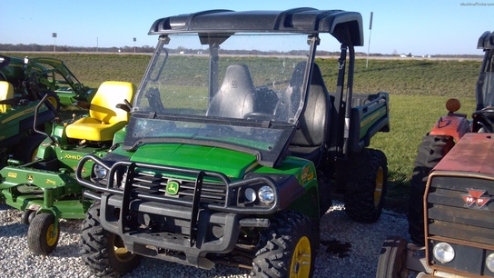 2012 John Deere GATOR 825I
