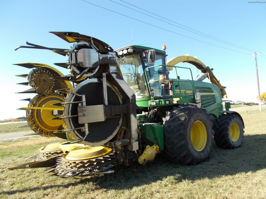 2010 John Deere 7750