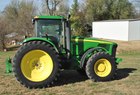 2004 John Deere 8220
