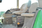 2004 John Deere 8220
