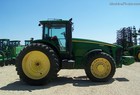 2007 John Deere 8230