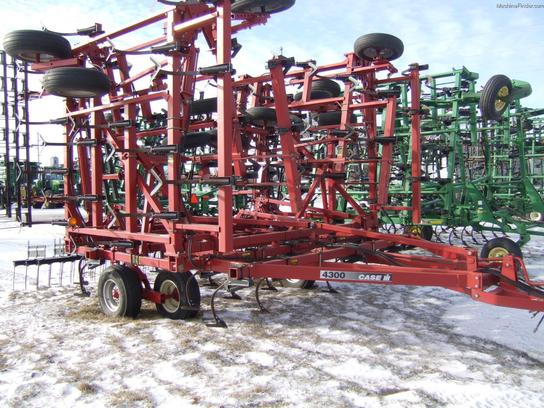 1998 Case IH 4300
