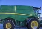 2012 John Deere S690