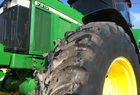 2001 John Deere 7810